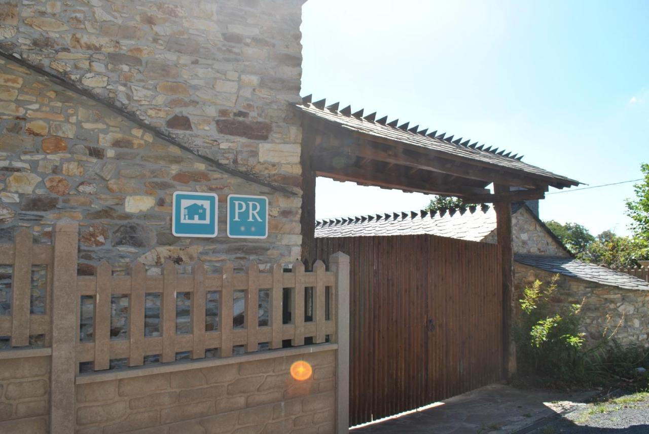 Pension Xacobe Cabreiros Exteriör bild